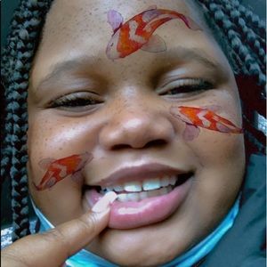 Meet your Posher, Leonni